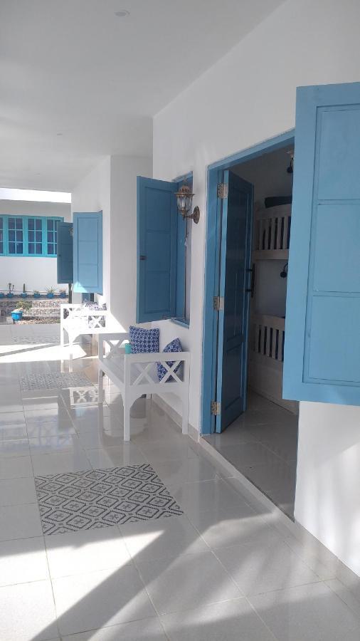 Anjo Maumere Hotel & Restaurant Экстерьер фото