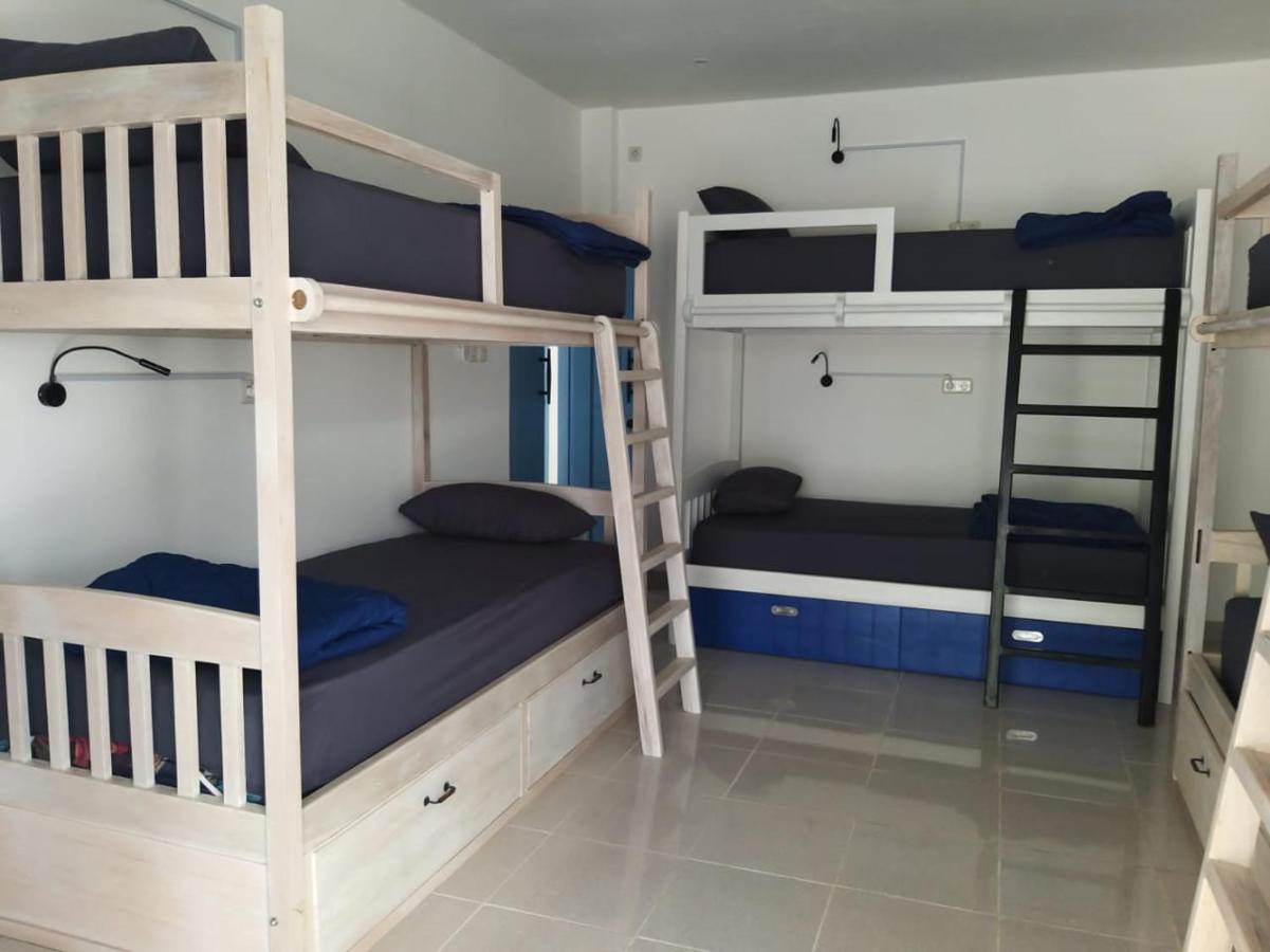 Anjo Maumere Hotel & Restaurant Экстерьер фото